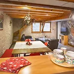 3 Etoiles Avec Sauna Individuel Chez Chanchan De 1 A 6 Personnes