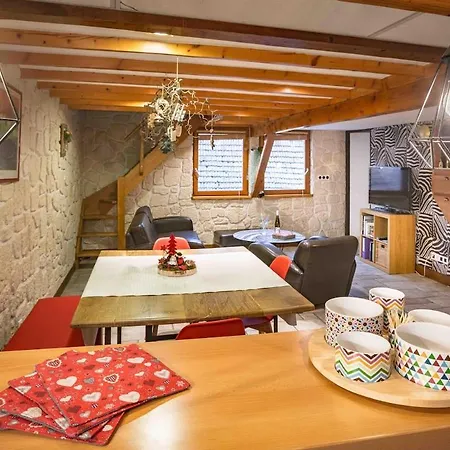 3 Etoiles Avec Sauna Individuel Chez Chanchan De 1 A 6 Personnes